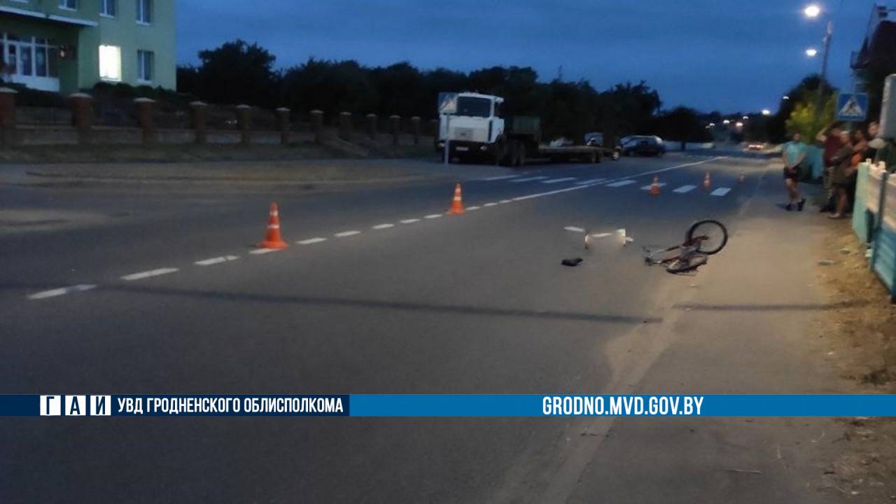 Трагедия в Путришках: Под колеса МАЗа попал 12-летний велосипедист
