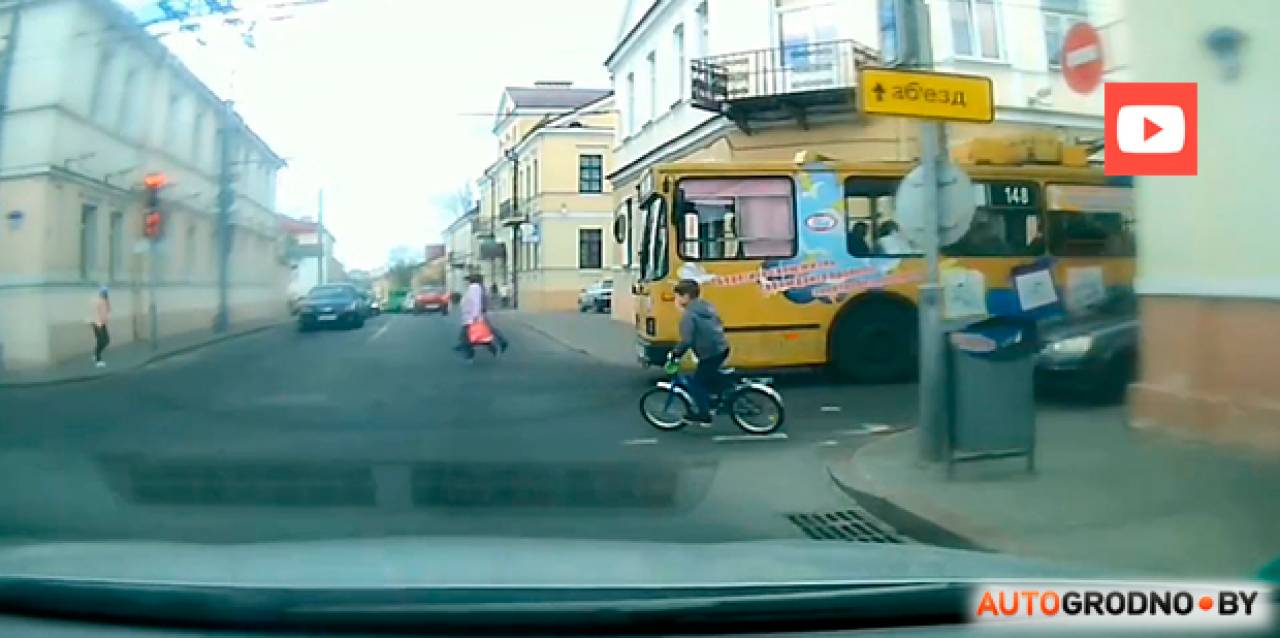 Одни не видят – другие не понимают: как в Беларуси случаются ДТП с велосипедистами