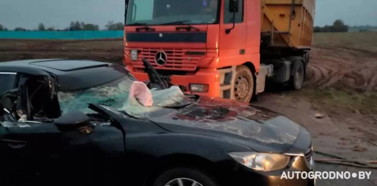 Под Щучином Mazda врезалась в буксировочный трос – водитель разыскивает очевидцев