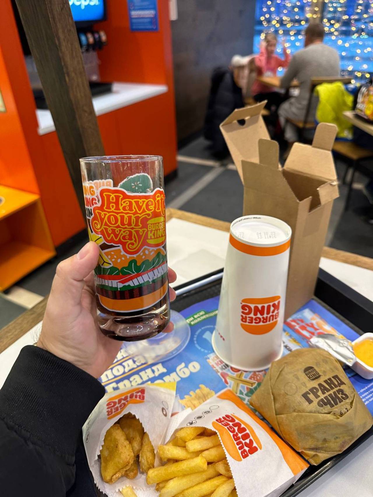 Крутой коллаб Burger King и фабрики «Неман» из Гродненской области: что нужно заказать, чтобы получить один из трех коллекционных стеклянных стаканов?