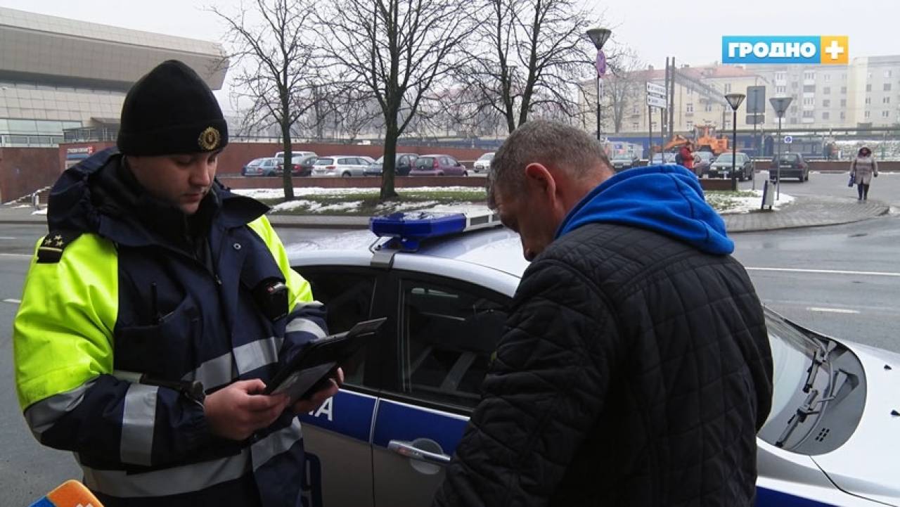 Сотрудники ГАИ в ходе рейда проверили, кто в Гродно чаще всего не пристегивается — водители или пассажиры