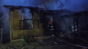 При пожаре частного дома под Щучином погибла его хозяйка