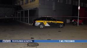 В Гродно мужчина силой забрал машину у таксиста, поехал на ней в бар, где и погиб в драке