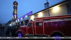 Фотофакт: праздничная иллюминация зажглась на 33-метровой башне пожарного депо Гродно