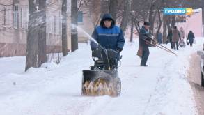 Новая техника для борьбы со снегом появилась у гродненских коммунальщиков