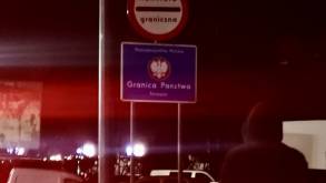 Польша перестала впускать в Беларусь некоторые авто на транзитных номерах. Что известно на данный момент
