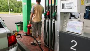 Впервые за год в Беларуси дорожает топливо