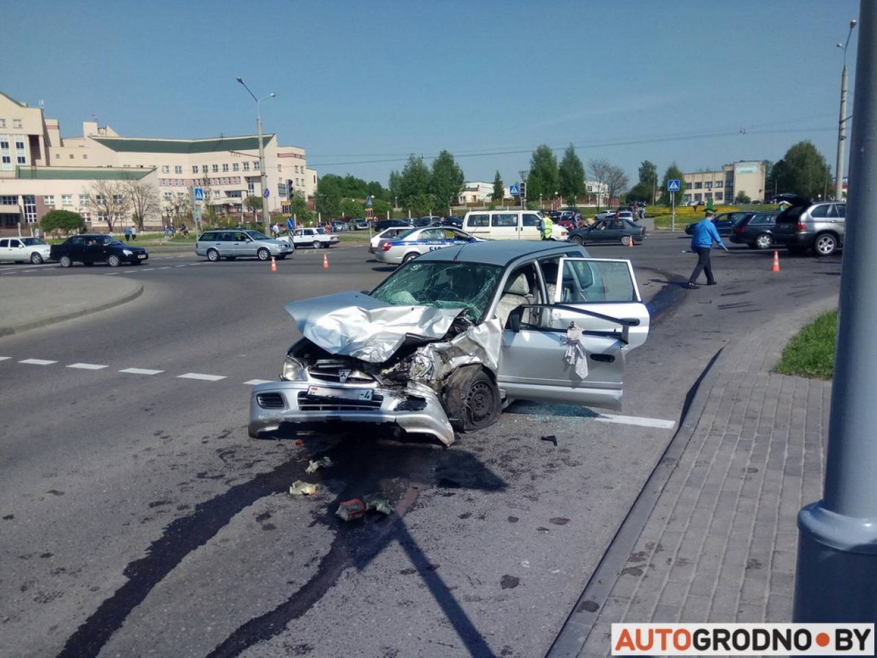 Серьезная авария в Гродно: Как происходят лобовые столкновения в городских условиях