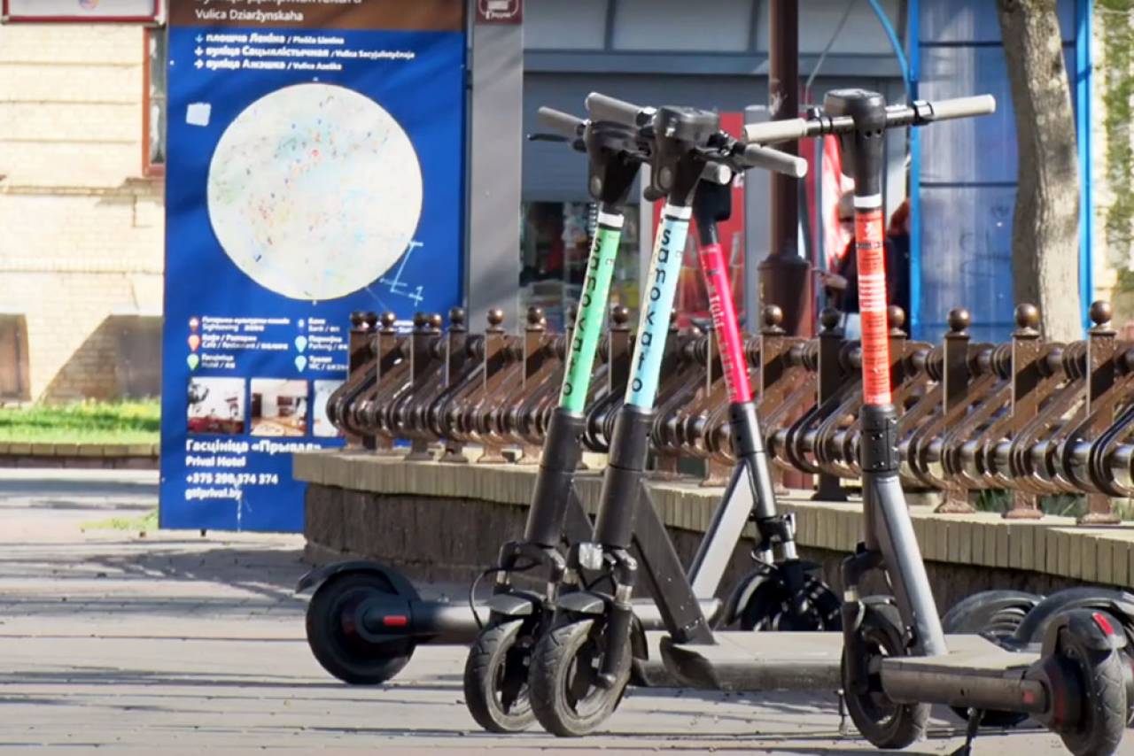 Представитель Гродненской ГАИ предлагает приравнять «самокатчиков» к велосипедистам