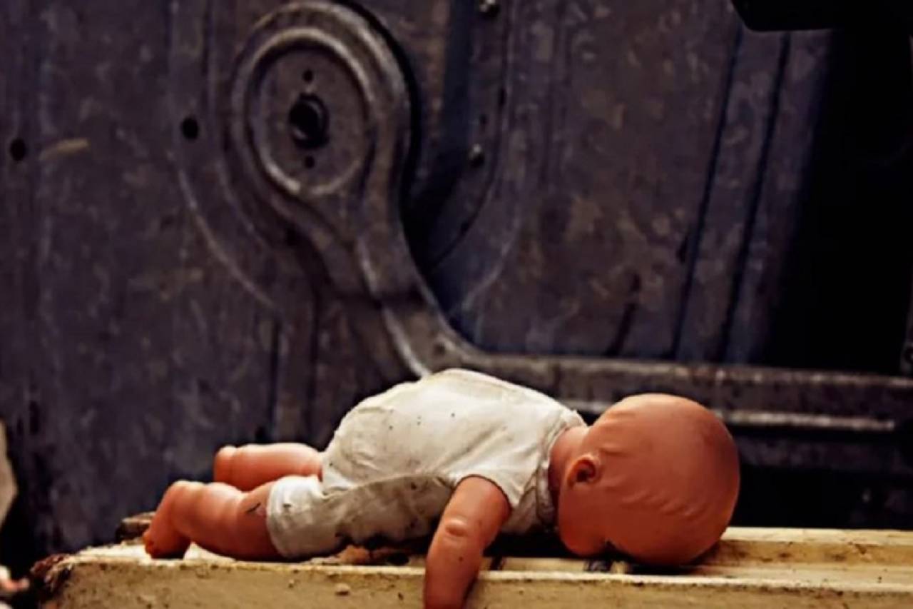 Почему новорожденных умирают