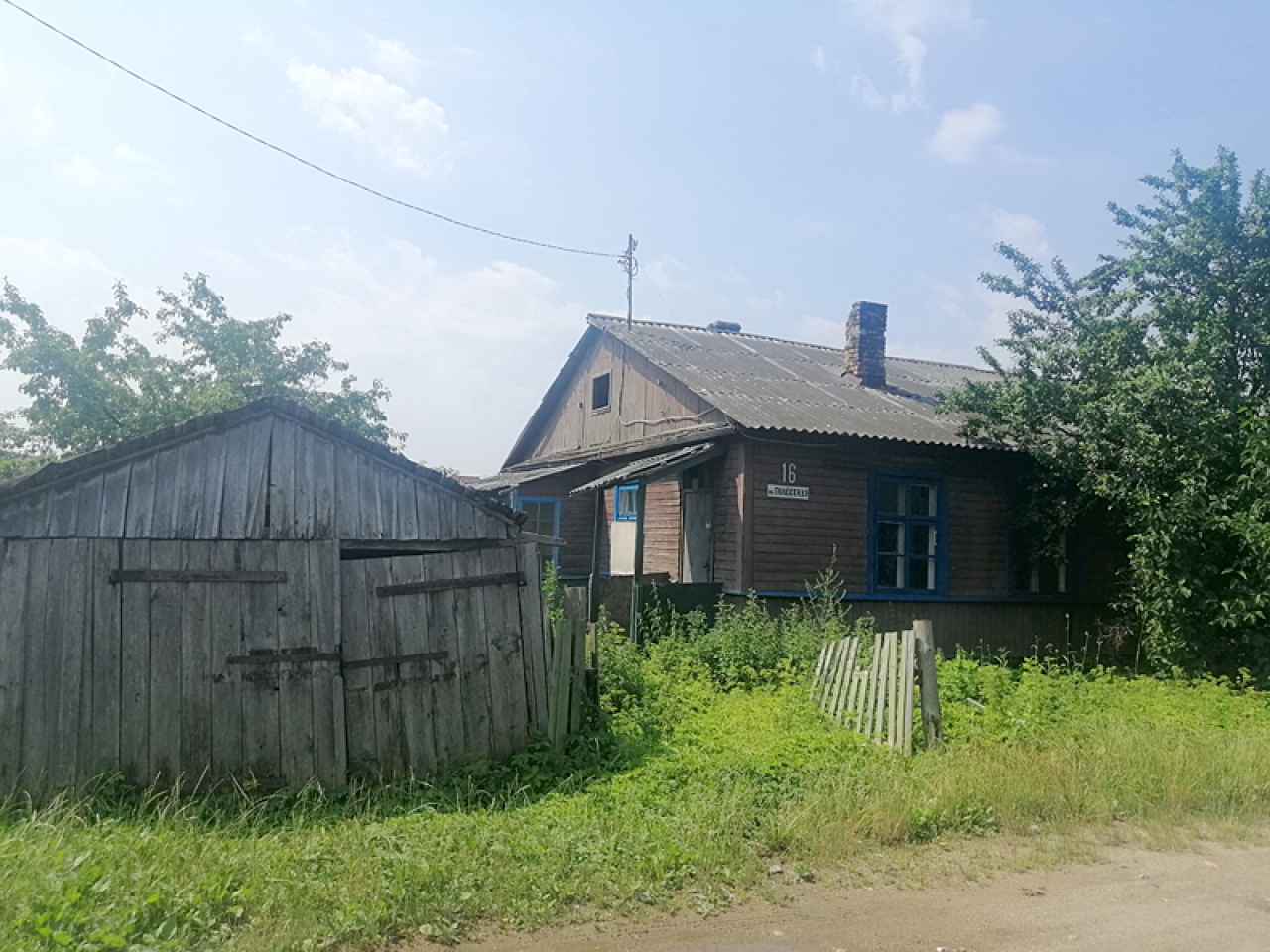 В районе филармонии в Гродно можно купить участок под дом по цене старой иномарки