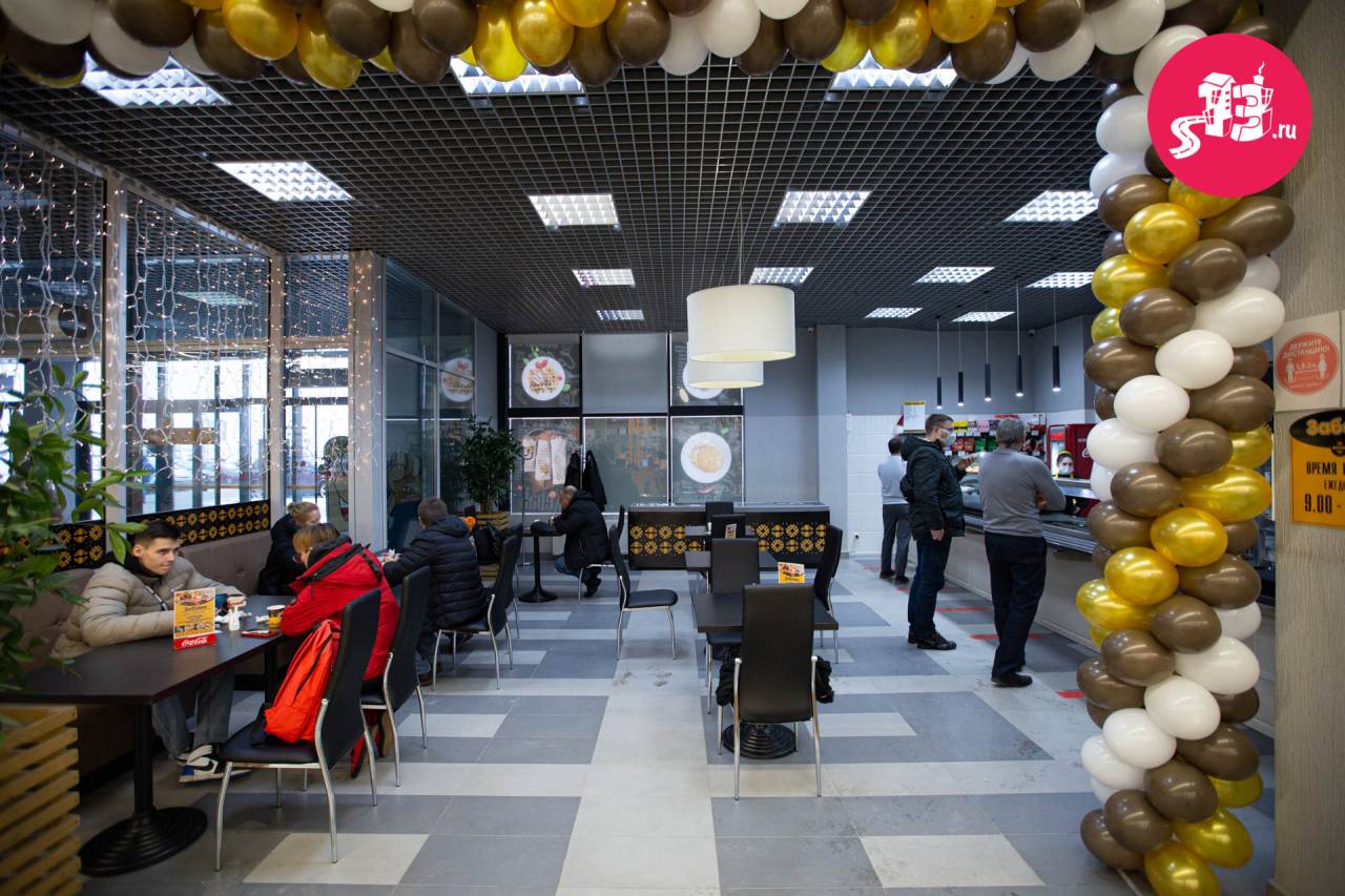 В гродненском «Материке» открылось новое кафе «АзотСервиса» с горячими обедами, свежей выпечкой и традиционным ассортиментом полуфабрикатов