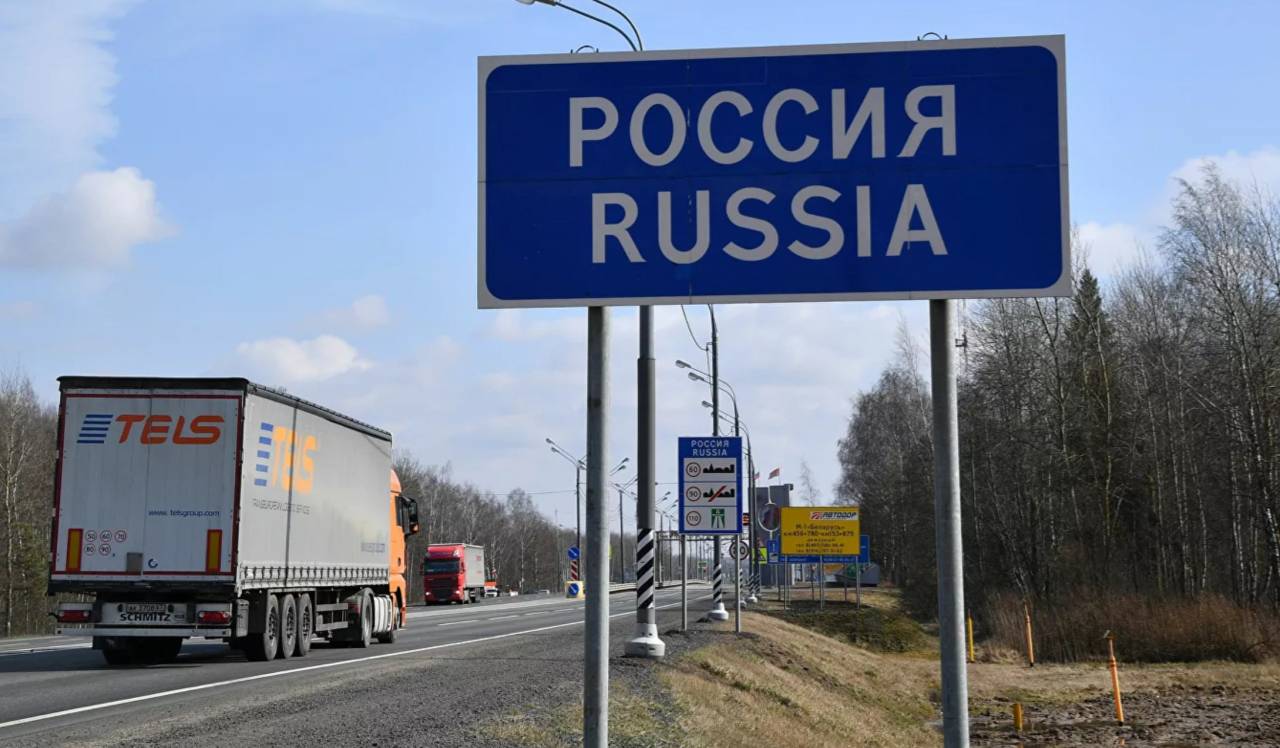 МИД Беларуси прокомментировал открытие автомобильных дорог в Россию