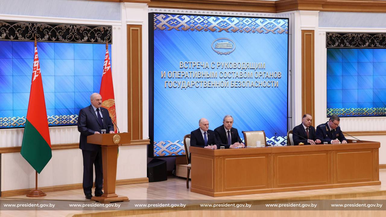 Лукашенко назвал страны, которые финансировали теракты в Беларуси, и «точки» для удара