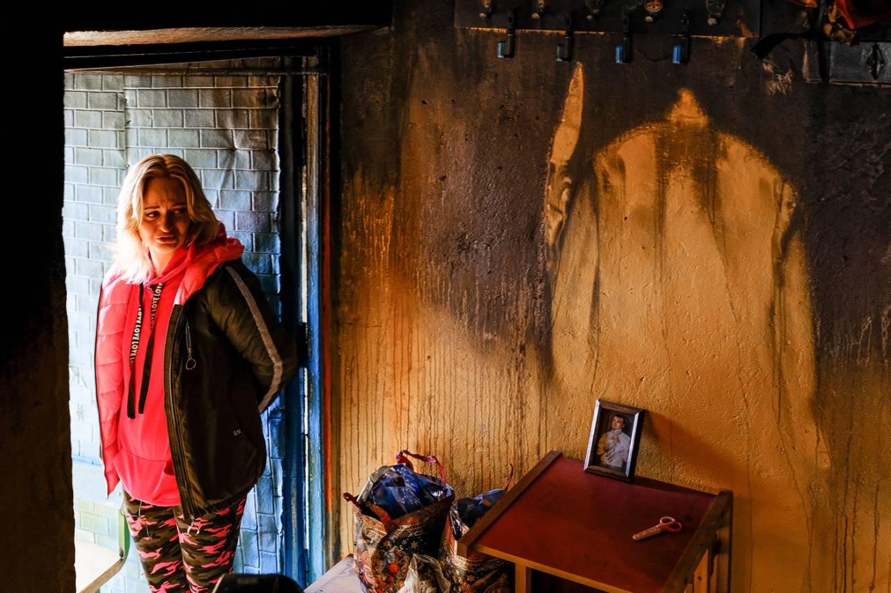 Потеряла мужа, сгорел дом, осталась с детьми. Как счастливая жизнь лидчанки развалилась за месяц