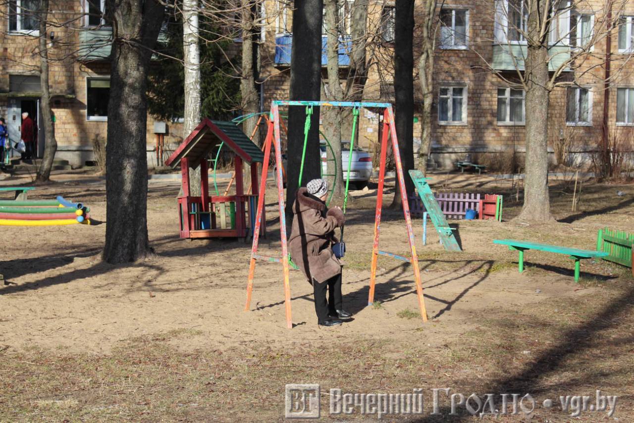Брукованка, просторные дворы и детская ракета — как живут на улице Мира в Гродно