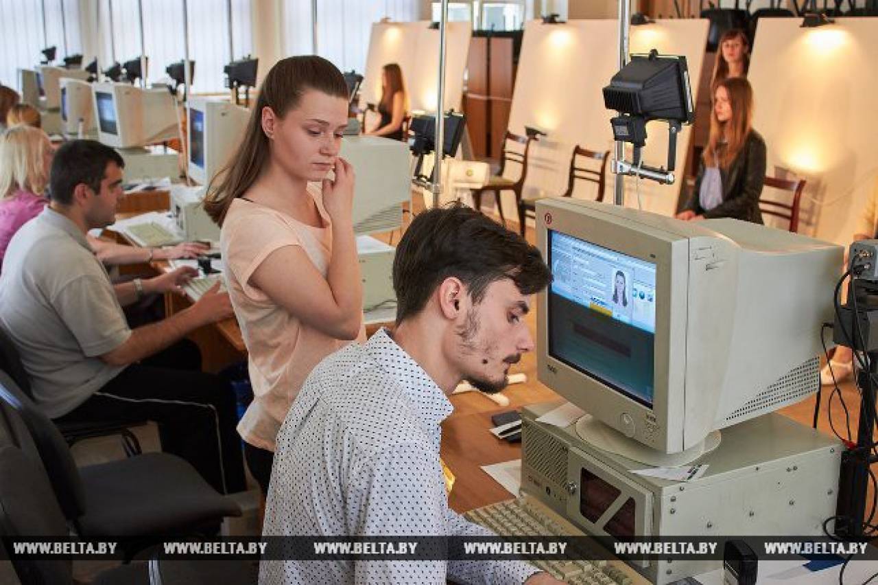 В ГрГУ будут готовить биохимиков и веб-журналистов