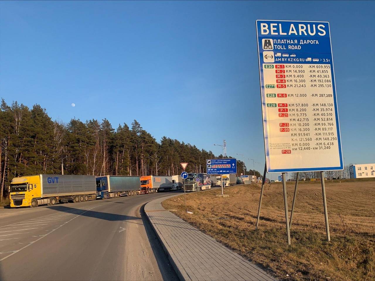 Гайд для белорусов с визой: как теперь проезжать границу в сторону Польши
