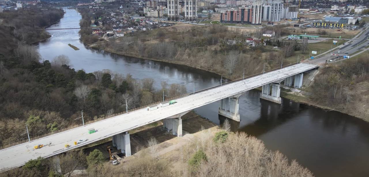 Видео с дрона: как сейчас выглядит Румлевский мост в Гродно, который должны открыть через два месяца