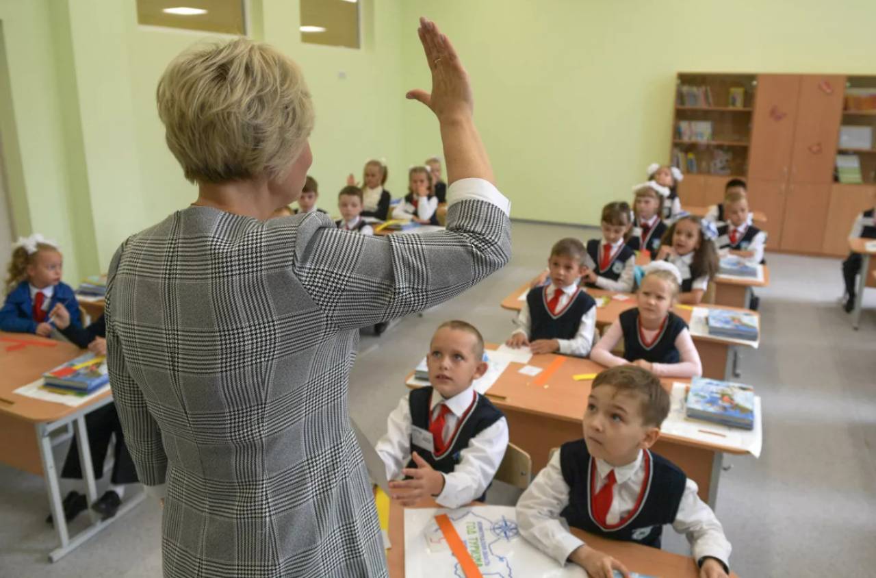 Генпрокуратура занялась школами: нагрузка на детей сопоставима с занятостью взрослого белоруса