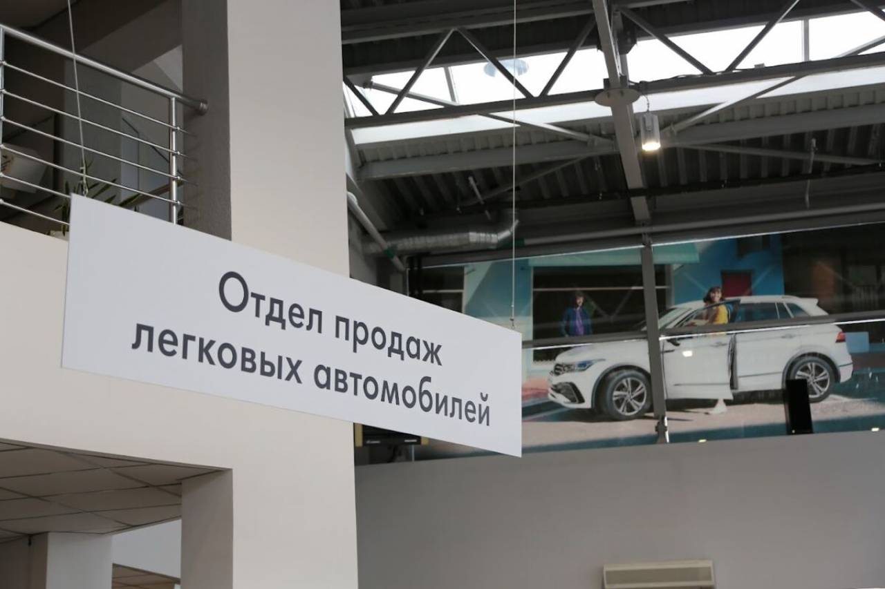 Продажи новых авто в Беларуси могут сократиться вдвое. Эксперты поделились прогнозом на 2022 год
