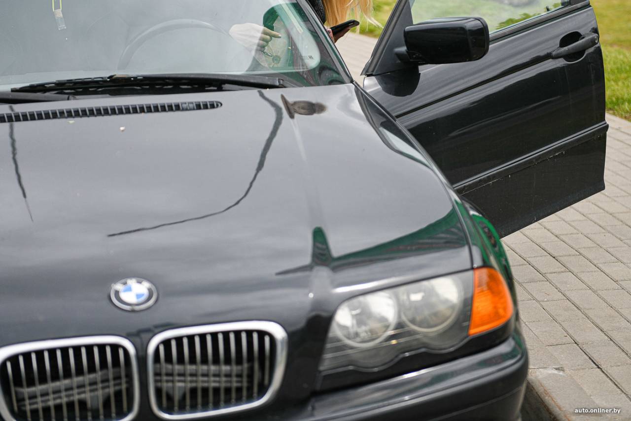 История из Гродно: три человека купили BMW через счета-справки, а затем суд изъял машину как похищенную