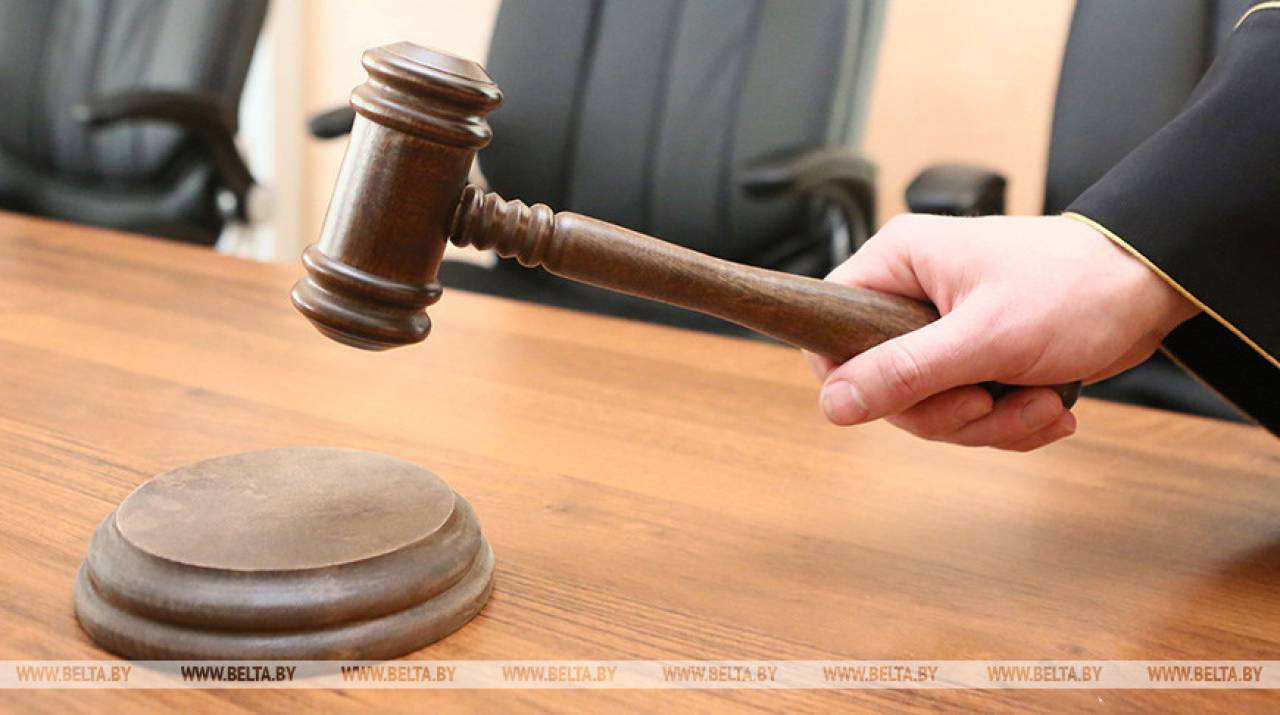 Суд в Гродно приговорил несовершеннолетнюю девушку к 6 годам колонии за наркотики