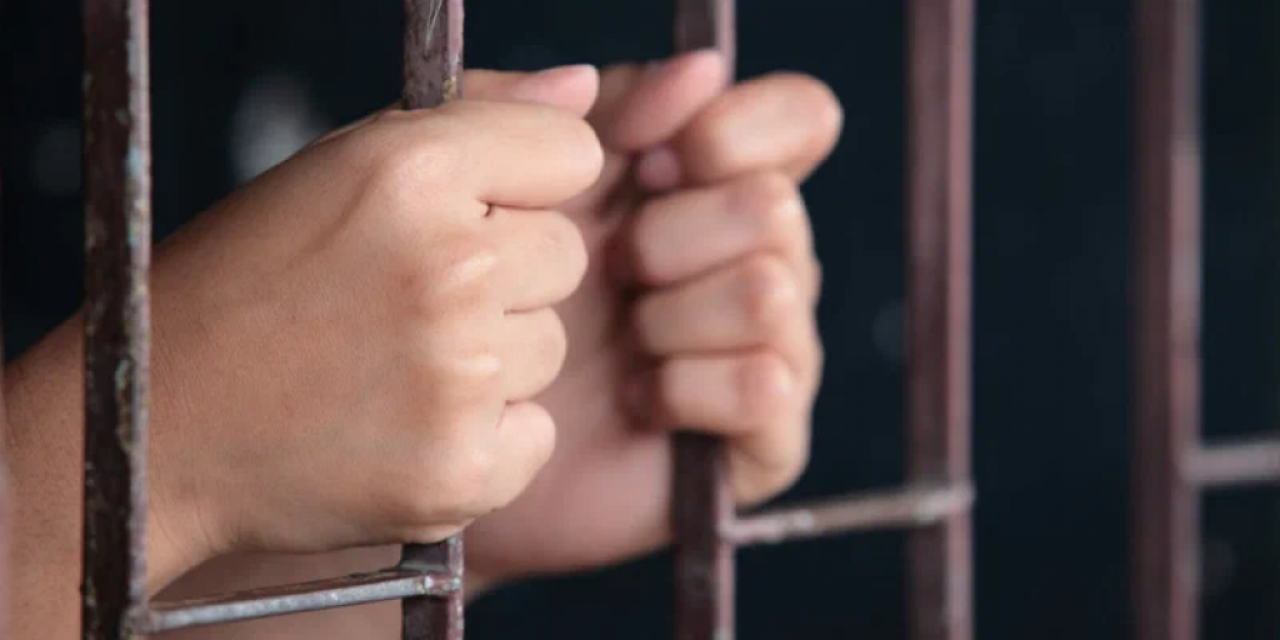 Подростка из Гродно осудили за незаконный оборот наркотиков