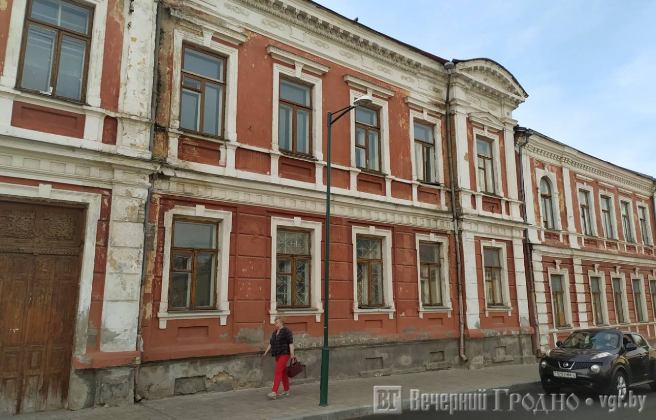 Приближается реконструкция бывшего кожвендиспансера на улице Василька в Гродно. Смотрите, что там появится