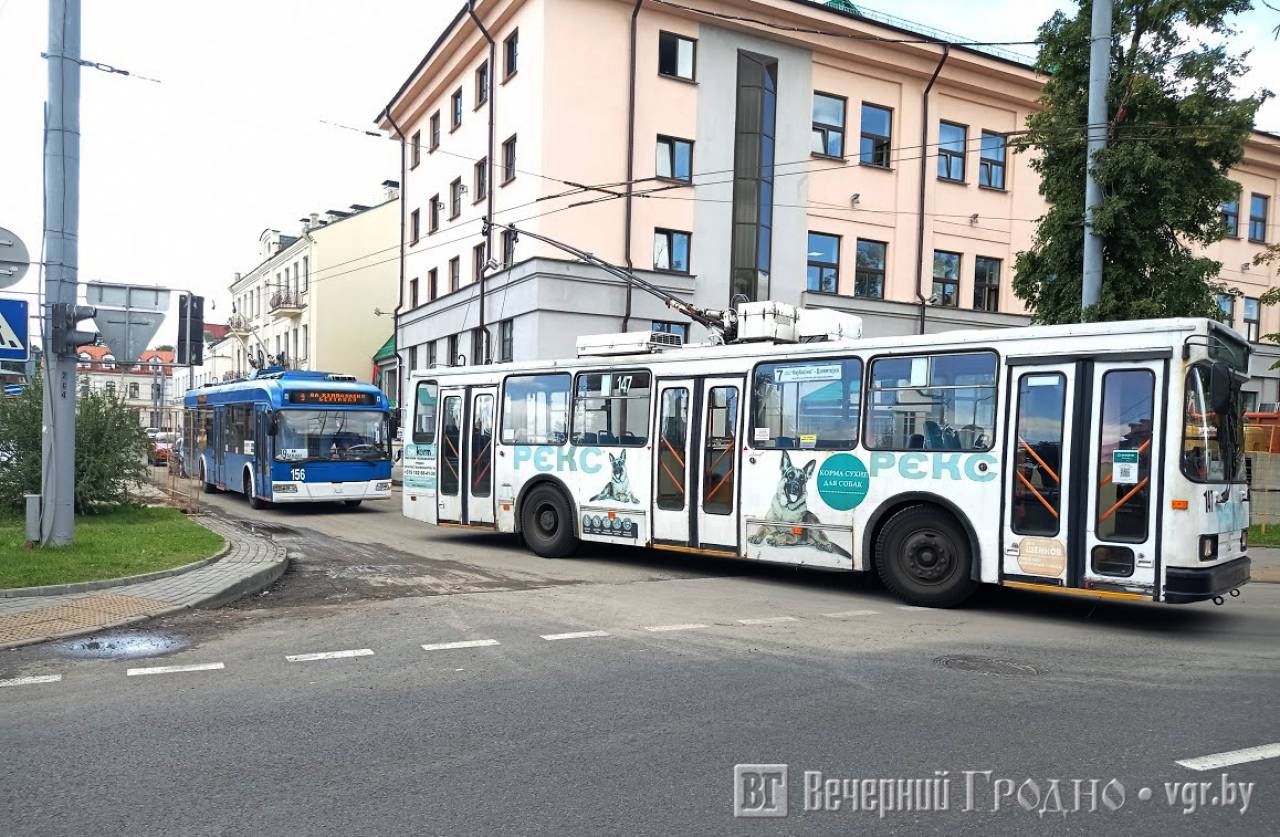 Движение общественного транспорта через улицу Молодежную в Гродно вновь открыто