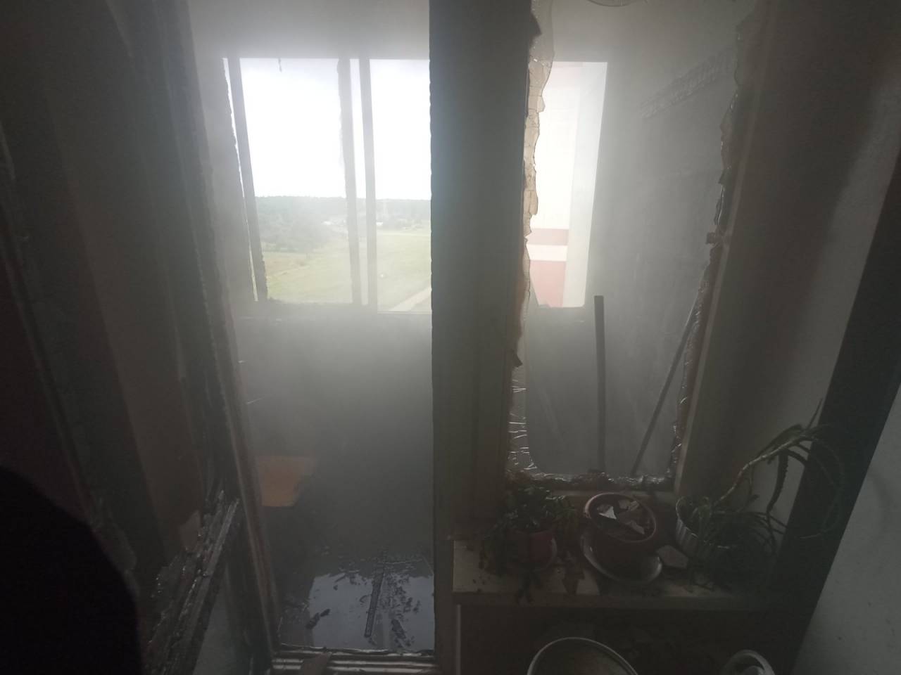 В Лиде курильщик окурком поджег балкон соседу