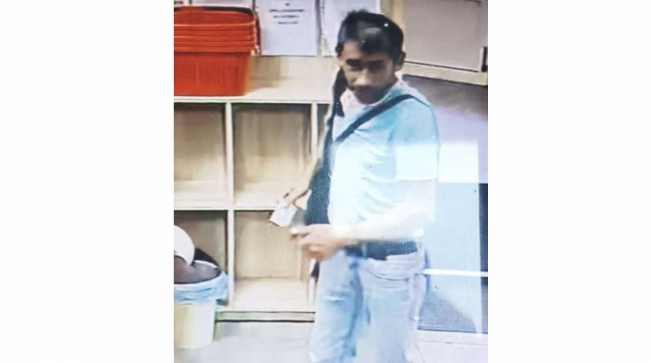В Гродно разыскивают мужчину, который «прошелся» по магазинам с найденной банковской картой
