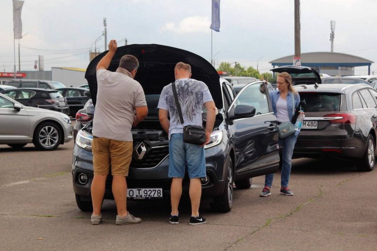 Льготная растаможка машин в России: какого удара ждать белорусскому авторынку