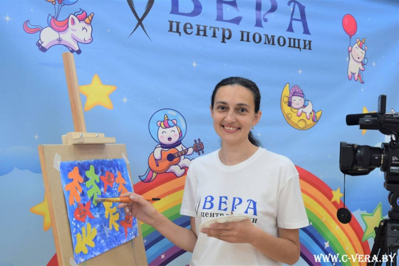 В Гродно представили бесплатный онлайн курс арт-терапии для особенных детей