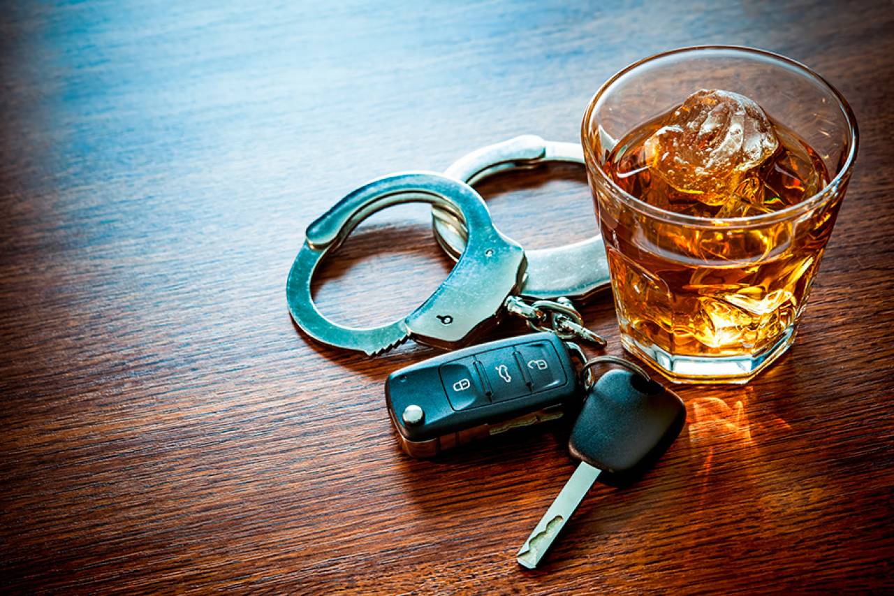 В Гродно сотрудники ГАИ остановили пьяного водителя, а тот с ходу признался, что ездит без прав