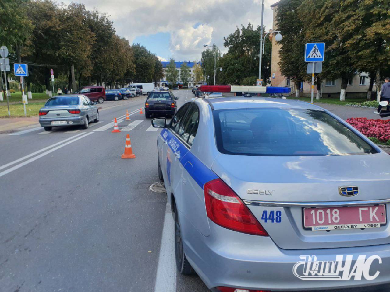 «Не заметил за стойкой кузова»: в Волковыске мужчина на Volswagen сбил сразу двоих пешеходов