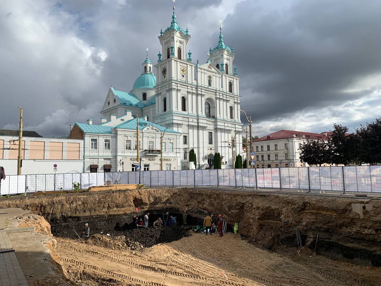 Археологические раскопки на месте будущей новостройки Семашко в центре Гродно завершены... всего за 8 дней