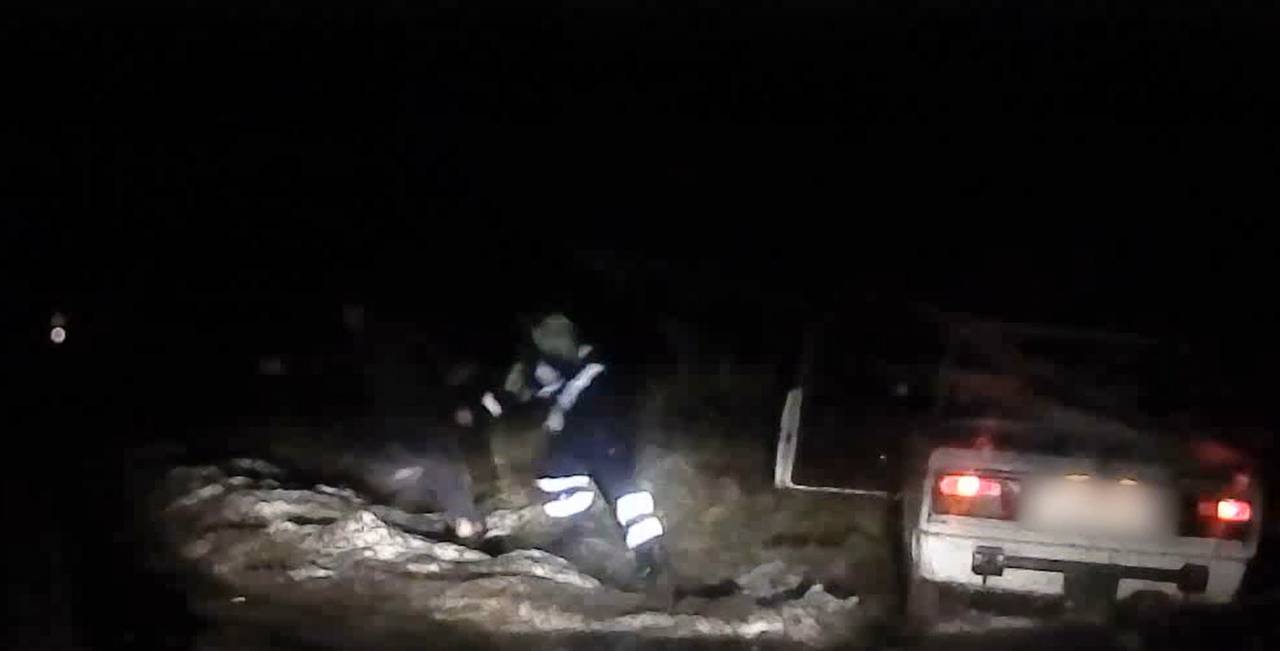 ГАИ Гродно показала видео первой погони за пьяным водителем в новом году: пытался скрыться на «жиге», а потом убежать