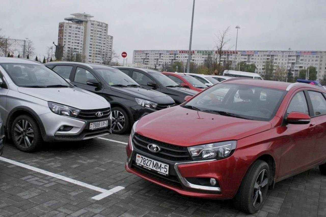 Для богачей? Подборка новых бюджетных автомобилей, на которых будут ездить белорусы в 2023 году