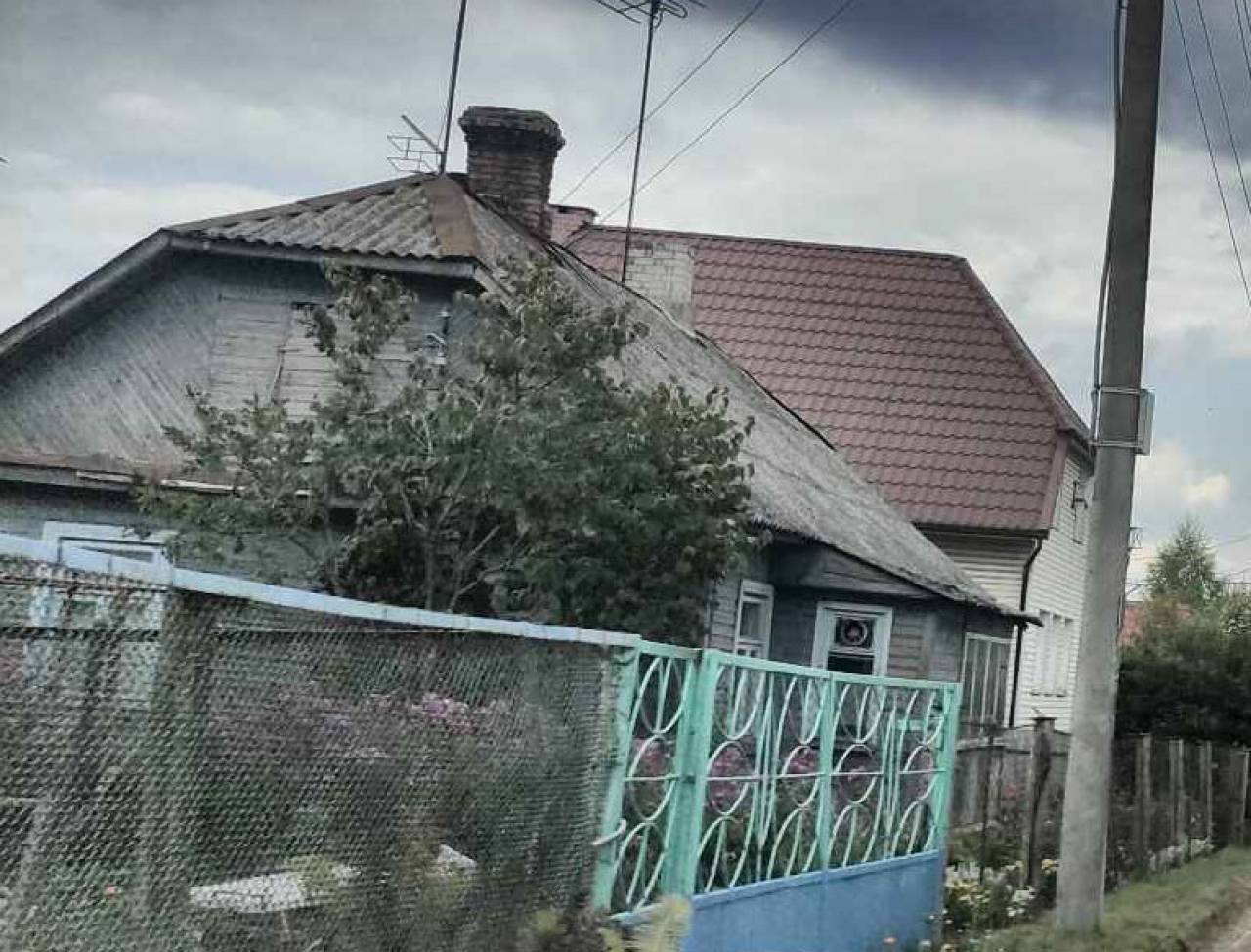 В Гродно власти с прошлого года пытаются сдать в аренду квартиру в 85-летнем доме без удобств в месте, про которое вы даже не слышали