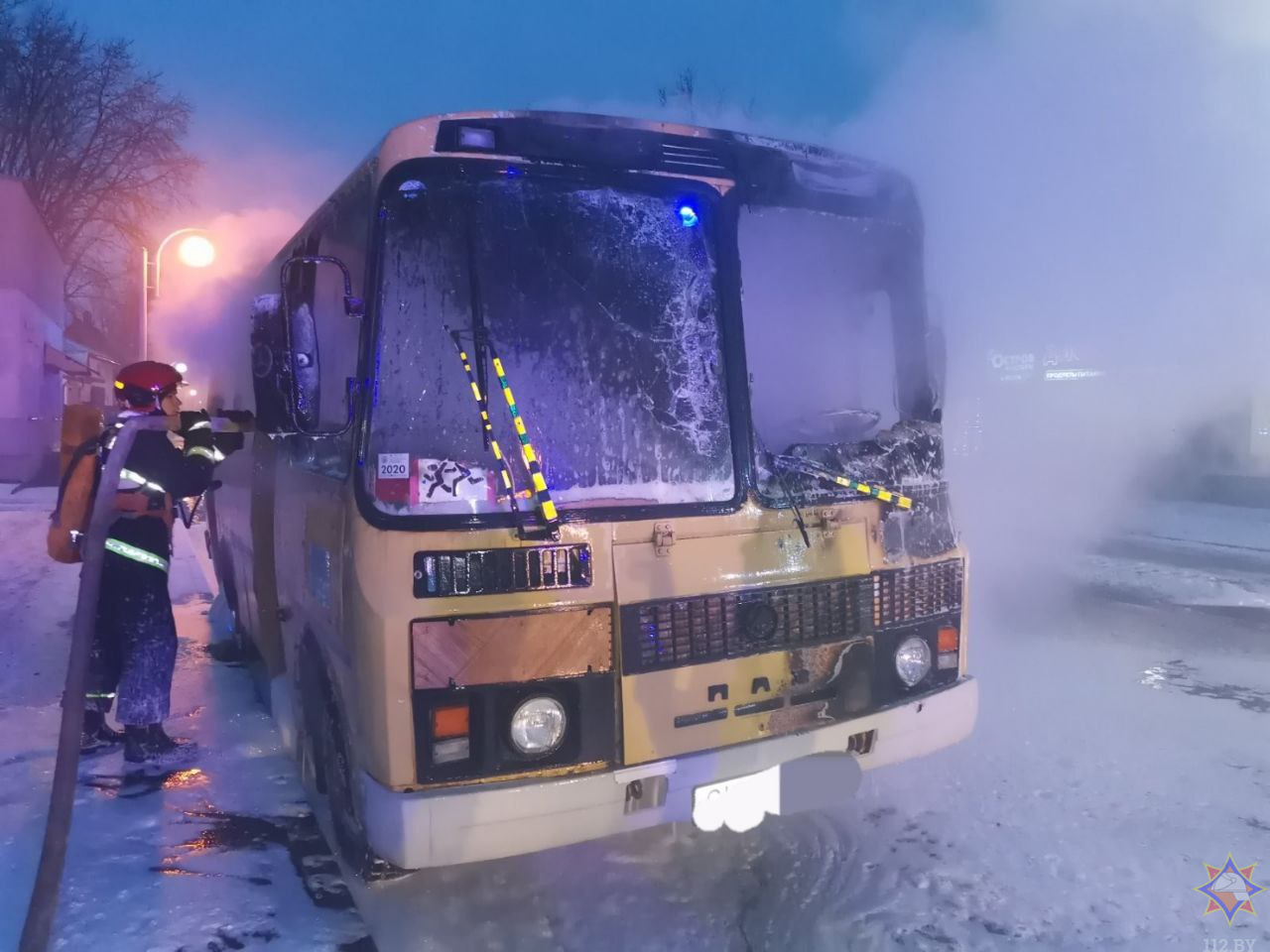 В Волковыске на ходу загорелся школьный автобус, перевозивший детей