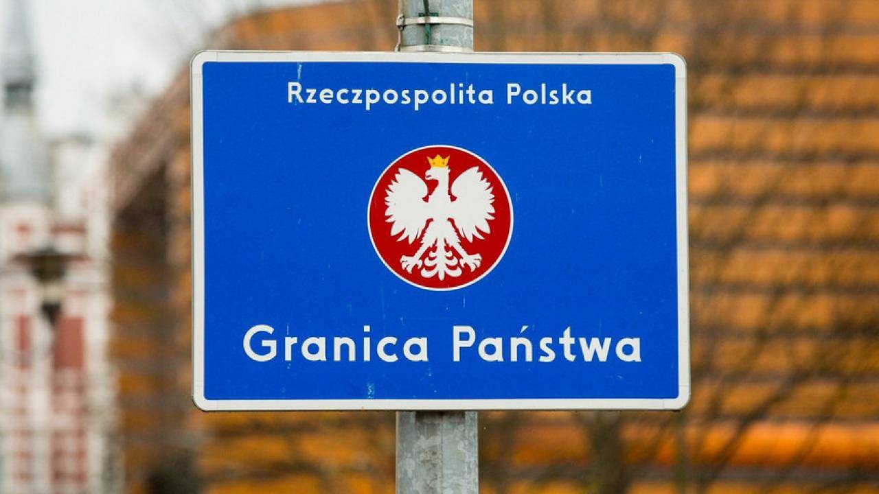 Польша высылает белорусского военного атташе в ответ на высылку своих дипломатов