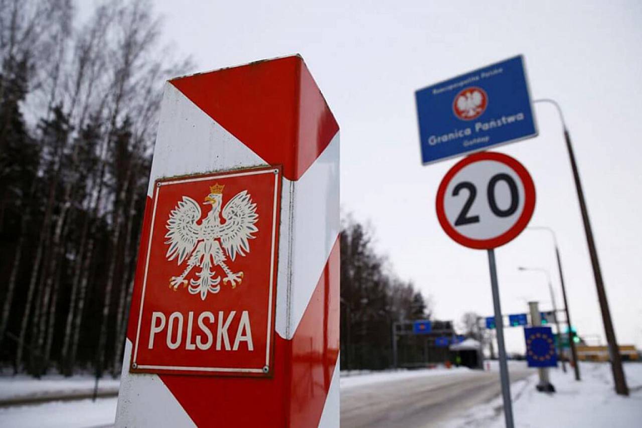 Польские власти могут не только полностью закрыть границу с Беларусью, но и усилить санкции
