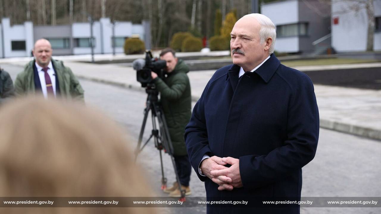 Лукашенко о следующих президентских выборах: как всегда, решать будет народ