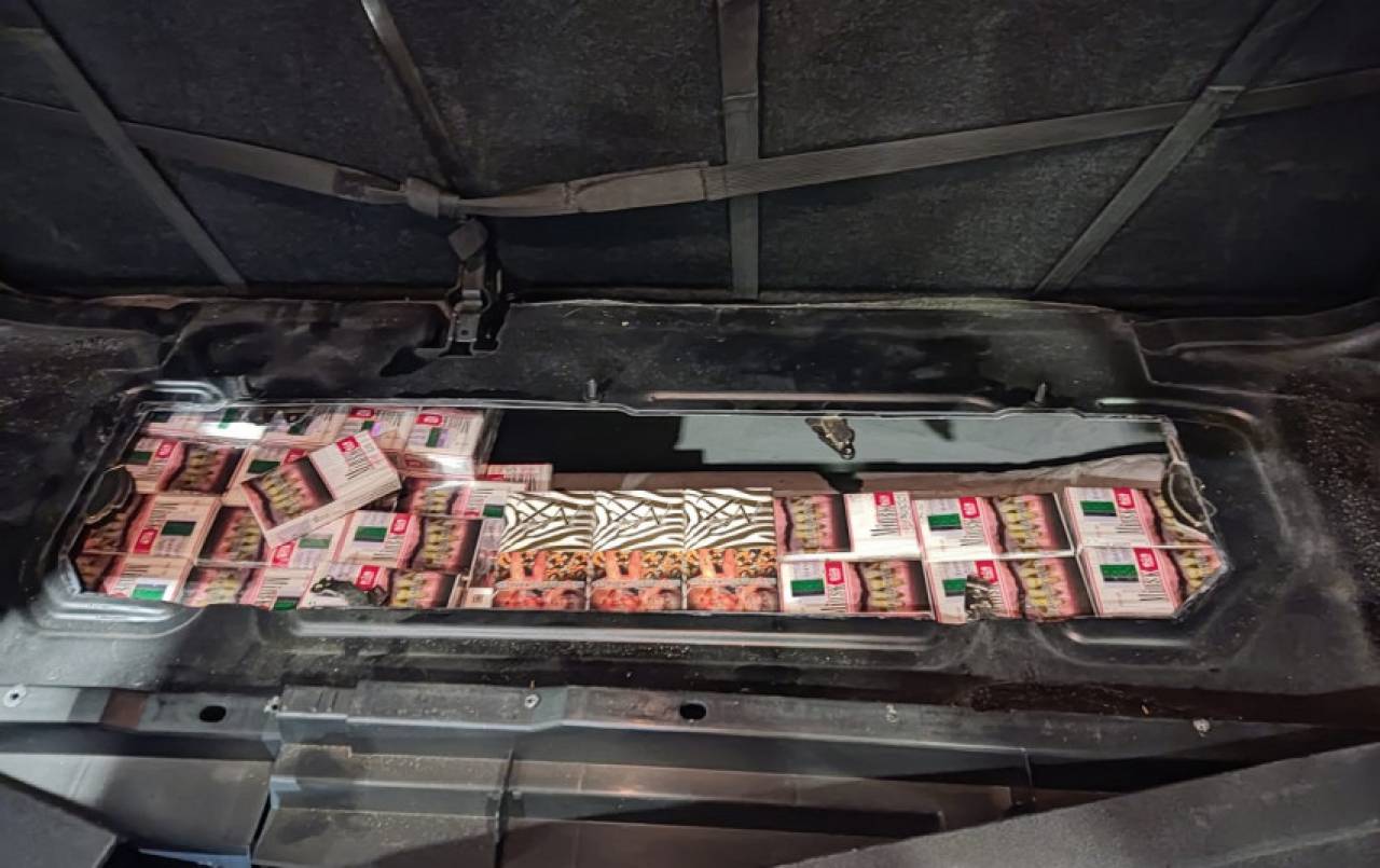 Белорусский контрабандист удивил литовских пограничников: свою машину он оснастил устройством автоматической смены номеров