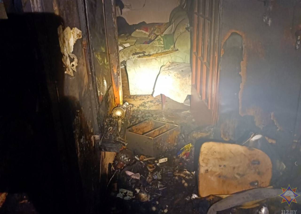 В Гродно на БЛК горела квартира — спасен мужчина, еще 14 человек эвакуированы