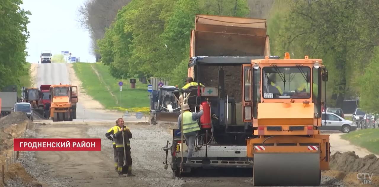 Старый путепровод уже демонтировали и засыпали: смотрите, как ремонтируют закрытый участок дороги на Скидельском шоссе в Гродно