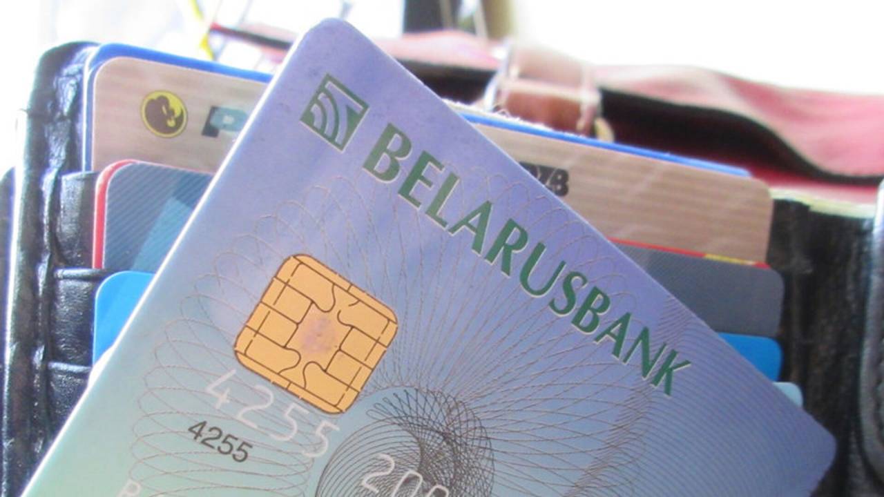 Самый крупный банк Беларуси ввел новые лимиты из-за мошенников