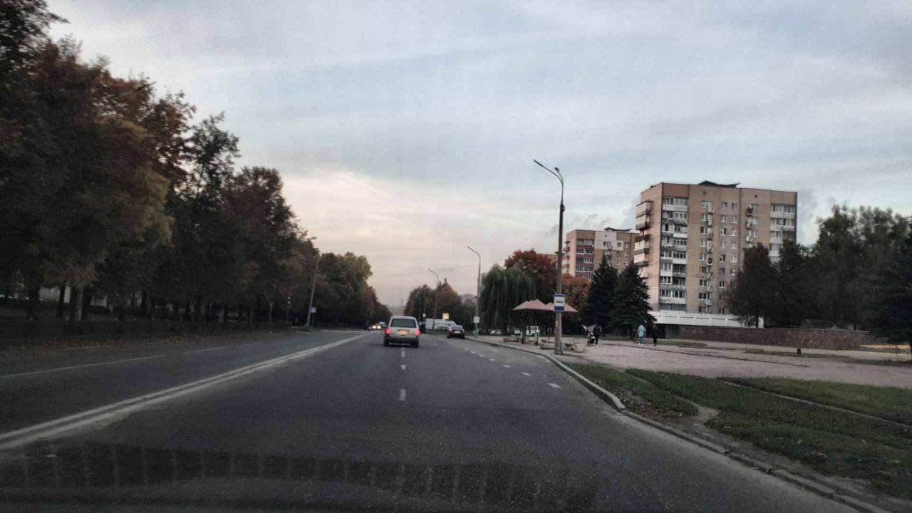 На 4 дня для асфальтирования ограничат движение на части улицы Врублевского в Гродно — два городских автобуса меняют свои маршруты