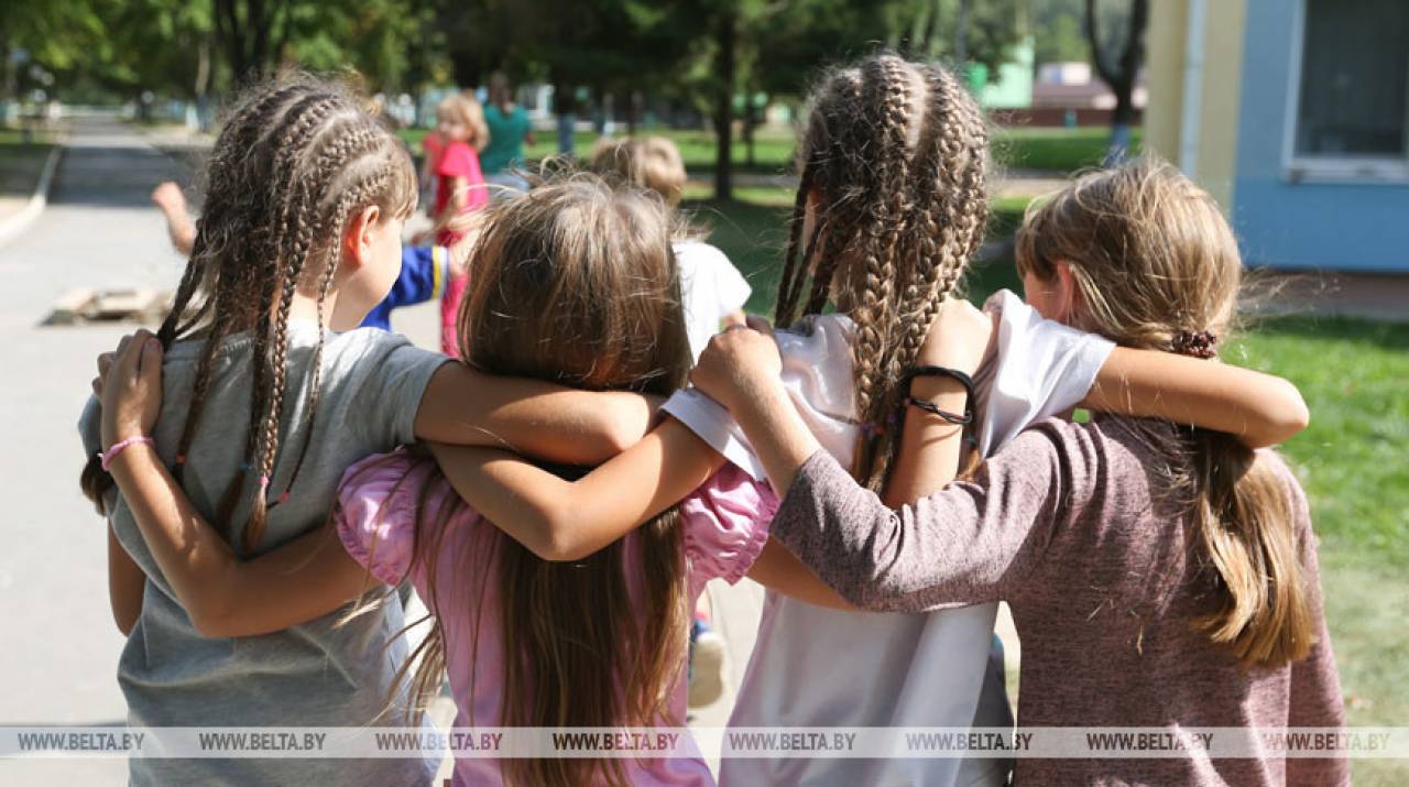 Самый большой прирост в Гродненской области: за год в Беларуси на 13% выросло количество детей, оставшихся без родителей